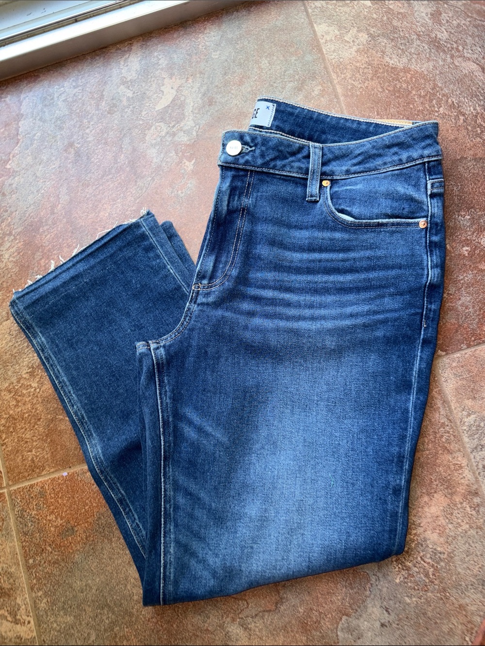 PAIGE Brigitte Jeans - Dark Blue Wash